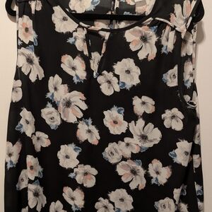 Reitmans Black Floral Sleeveless Top